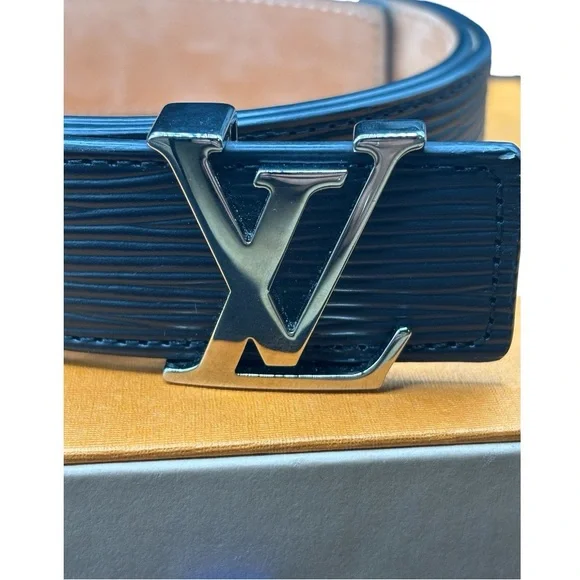 Louis Vuitton Epi Noir Logo Belt - Picture 3 of 4